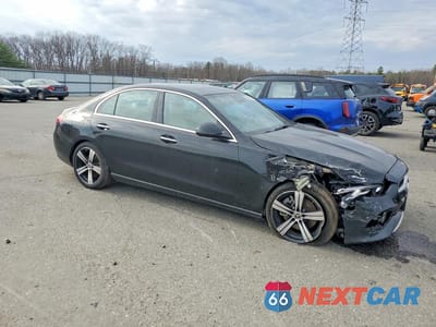 Czwarte zdjęcie samochodu z boku: 2025 MERCEDES-BENZ C 300 4MATIC VIN:W1KAF4HB5SR253738 - miniatura