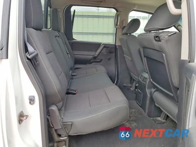 Zdjęcie 10 z 13 samochodu: 2013 NISSAN TITAN VIN:1N6AA0EC9DN310917 - miniatura
