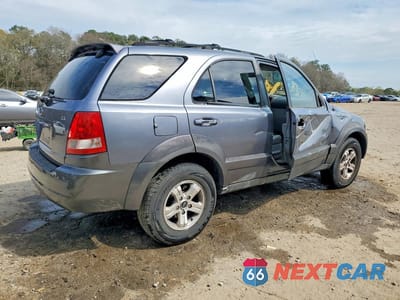 Trzecie zdjęcie samochodu z tyłu: 2005 KIA SORENTO LX VIN:KNDJD733955403802 - miniatura