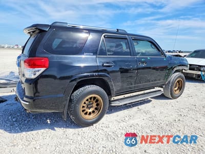Trzecie zdjęcie samochodu z tyłu: 2013 TOYOTA 4RUNNER LIMITED VIN:JTEBU5JRXD5125440 - miniatura