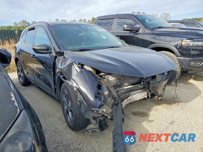 Czwarte zdjęcie samochodu z boku: 2025 FORD ESCAPE ST LINE VIN:1FMCU0MN7SUA87653 - miniatura