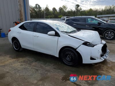 Czwarte zdjęcie samochodu z boku: 2018 TOYOTA COROLLA LE VIN:5YFBURHE7JP744557 - miniatura