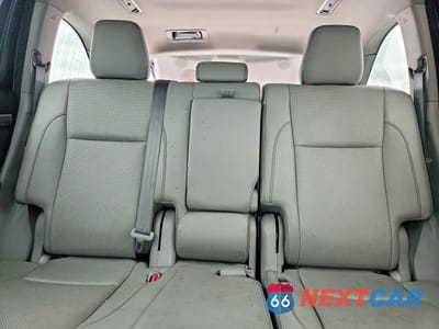 Zdjęcie 10 z 14 samochodu: 2018 TOYOTA HIGHLANDER LIMITED VIN:5TDYZRFH0JS247172 - miniatura