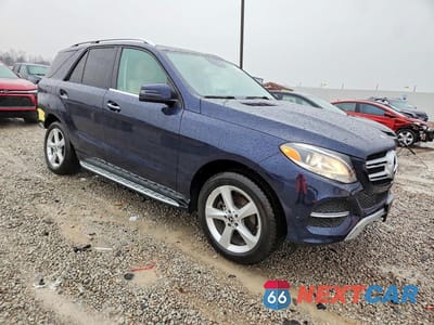 Czwarte zdjęcie samochodu z boku: 2017 MERCEDES-BENZ GLE 350 4MATIC VIN:4JGDA5HB9HA945046 - miniatura