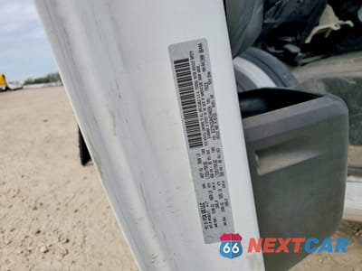 Zdjęcie 14 z 14 samochodu: 2017 RAM PROMASTER 2500 2500 HIGH VIN:3C6TRVDG0HE540224 - miniatura