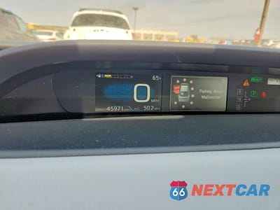 Zdjęcie 9 z 13 samochodu: 2018 TOYOTA PRIUS TWO VIN:JTDKBRFU8J3072548 - miniatura