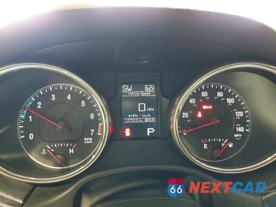 Zdjęcie 9 z 12 samochodu: 2012 JEEP GRAND CHEROKEE LAREDO VIN:1C4RJFAG2CC238812 - miniatura