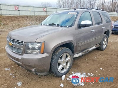2014 CHEVROLET TAHOE K1500 LT 1GNSKBE07ER153220 - główne zdjęcie licytacji z USA - miniatura