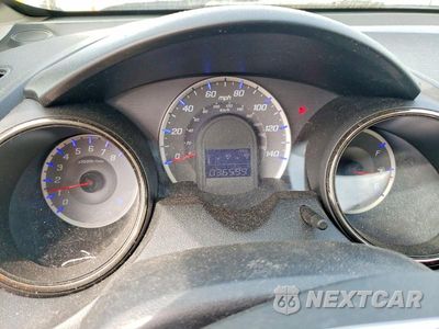 Zdjęcie 9 z 12 samochodu: 2013 HONDA FIT SPORT VIN:JHMGE8H50DC041035 - miniatura