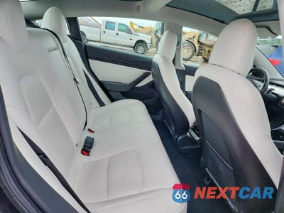 Zdjęcie 10 z 11 samochodu: 2018 TESLA MODEL 3 VIN:5YJ3E1EB2JF188263 - miniatura