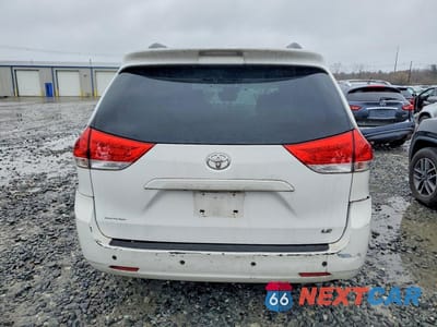 Zdjęcie 6 z 13 samochodu: 2011 TOYOTA SIENNA LE 8-PASSENGER VIN:5TDKK3DC0BS024081 - miniatura