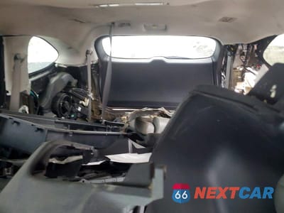 Zdjęcie 10 z 12 samochodu: 2020 TOYOTA HIGHLANDER XLE VIN:5TDHZRBH8LS503177 - miniatura