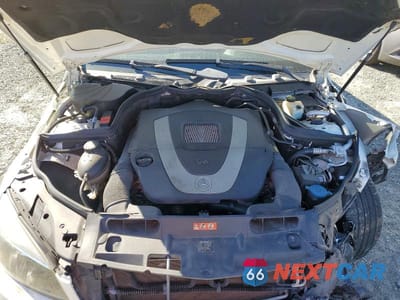 Zdjęcie 11 z 12 samochodu: 2011 MERCEDES-BENZ C 300 VIN:WDDGF5EBXBR158287 - miniatura