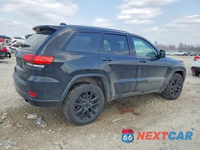 Trzecie zdjęcie samochodu z tyłu: 2019 JEEP GRAND CHEROKEE LAREDO VIN:1C4RJFAG7KC600860 - miniatura