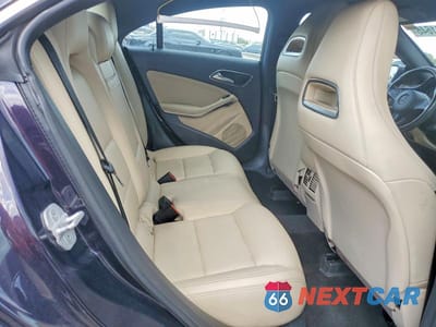 Zdjęcie 10 z 11 samochodu: 2015 MERCEDES-BENZ CLA 250 VIN:WDDSJ4EB2FN206008 - miniatura