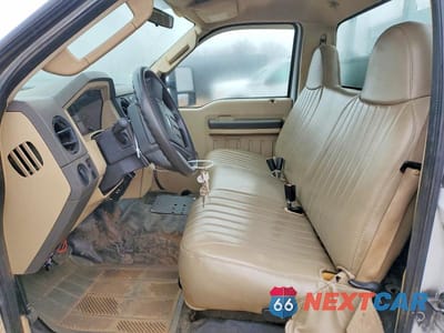 Zdjęcie 7 z 13 samochodu: 2008 FORD F350 SUPER DUTY UTILITY / SERVICE TRUCK VIN:1FDSF30578EC32626 - miniatura