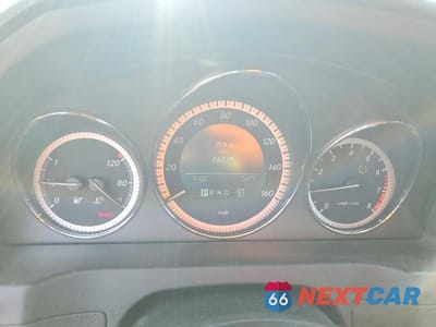 Zdjęcie 9 z 12 samochodu: 2011 MERCEDES-BENZ C 300 4MATIC VIN:WDDGF8BB0BR140421 - miniatura
