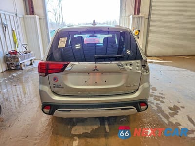 Zdjęcie 6 z 12 samochodu: 2019 MITSUBISHI OUTLANDER ES VIN:JA4AD2A34KZ053323 - miniatura