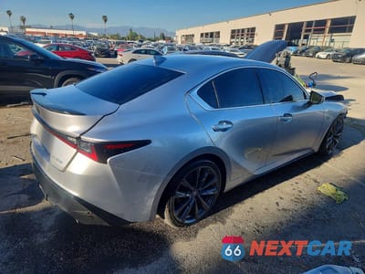 Trzecie zdjęcie samochodu z tyłu: 2023 LEXUS IS 350 F SPORT VIN:JTHGZ1B20P5067279 - miniatura