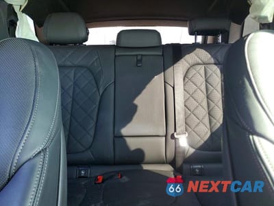 Zdjęcie 10 z 13 samochodu: 2027 BMW X5 VIN:5UX23EU05R9W19126 - miniatura