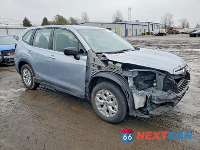 Czwarte zdjęcie samochodu z boku: 2021 SUBARU FORESTER VIN:JF2SKADC8MH444068 - miniatura