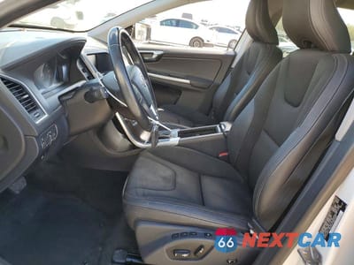 Zdjęcie 7 z 13 samochodu: 2016 VOLVO XC60 T5 VIN:YV440MDJ6G2845488 - miniatura
