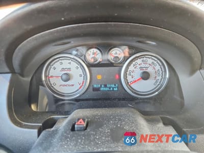 Zdjęcie 9 z 12 samochodu: 2010 FORD FOCUS SE VIN:1FAHP3FN9AW138742 - miniatura