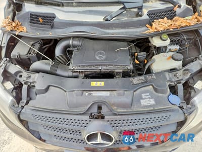 Zdjęcie 12 z 13 samochodu: 2018 MERCEDES-BENZ METRIS VIN:WD4PG2EE6J3348949 - miniatura