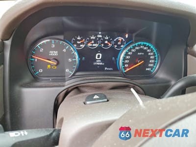 Zdjęcie 9 z 13 samochodu: 2018 GMC YUKON XL DENALI VIN:1GKS2HKJ9JR185240 - miniatura