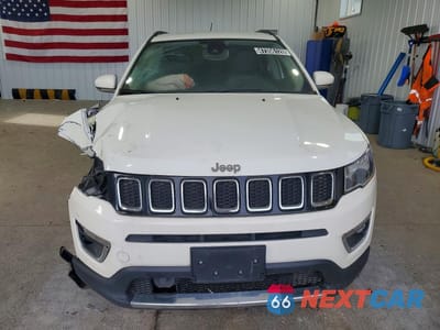 Piąte zdjęcie samochodu w środku: 2021 JEEP COMPASS LIMITED VIN:3C4NJDCB9MT590828 - miniatura