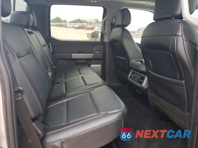Zdjęcie 6 z 10 samochodu: 2023 FORD F350 SUPER DUTY VIN:1FT8W3DM4PEE02214 - miniatura