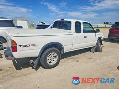 Trzecie zdjęcie samochodu z tyłu: 2000 TOYOTA TACOMA PRERUNNER V6 VIN:4TASN92N5YZ587046 - miniatura