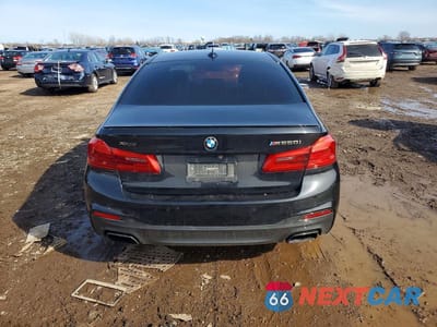 Zdjęcie 6 z 12 samochodu: 2018 BMW M550XI VIN:WBAJB9C53JB036472 - miniatura