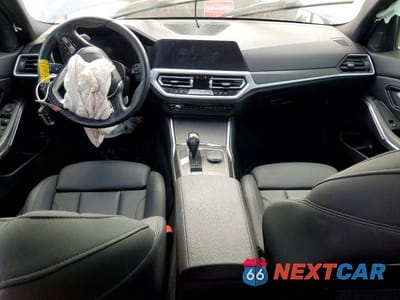 Zdjęcie 8 z 12 samochodu: 2021 BMW 330I VIN:3MW5R1J09M8B61651 - miniatura