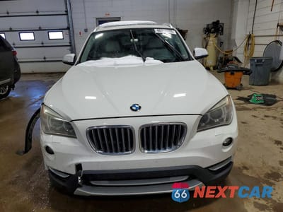 Piąte zdjęcie samochodu w środku: 2014 BMW X1 XDRIVE35I VIN:WBAVM5C53EVV92483 - miniatura