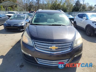 Piąte zdjęcie samochodu w środku: 2017 CHEVROLET TRAVERSE LS VIN:1GNKVFED4HJ327734 - miniatura