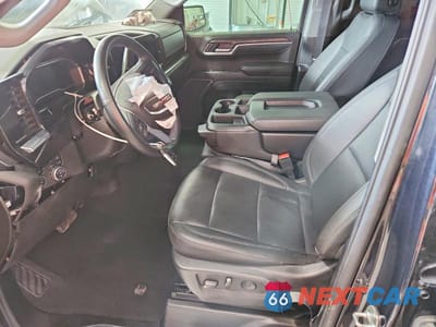 Zdjęcie 7 z 11 samochodu: 2025 GMC SIERRA K1500 SLT VIN:1GTUUDED0SZ120386 - miniatura