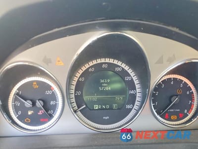 Zdjęcie 9 z 12 samochodu: 2011 MERCEDES-BENZ C 300 VIN:WDDGF5EB5BR151280 - miniatura
