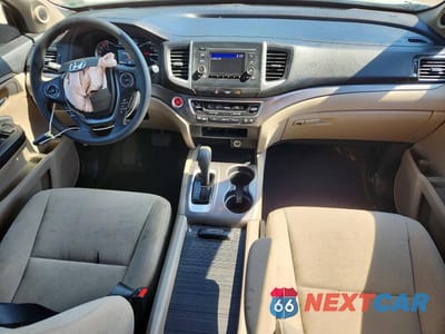 Zdjęcie 8 z 12 samochodu: 2018 HONDA PILOT LX VIN:5FNYF5H17JB031728 - miniatura
