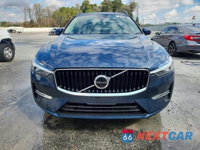 Piąte zdjęcie samochodu w środku: 2022 VOLVO XC60 B5 MOMENTUM VIN:YV4L12RK1N1986745 - miniatura