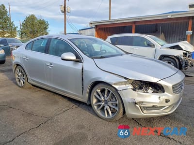 Czwarte zdjęcie samochodu z boku: 2015 VOLVO S60 PREMIER VIN:YV1612TKXF1356534 - miniatura