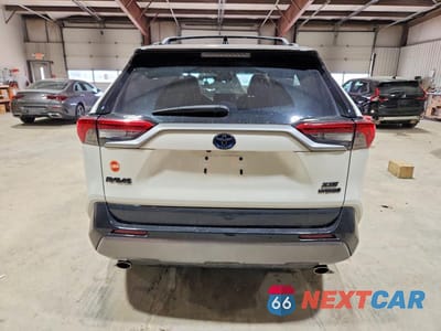 Zdjęcie 6 z 12 samochodu: 2021 TOYOTA RAV4 HYBRID XSE VIN:2T3E6RFV9MW009017 - miniatura
