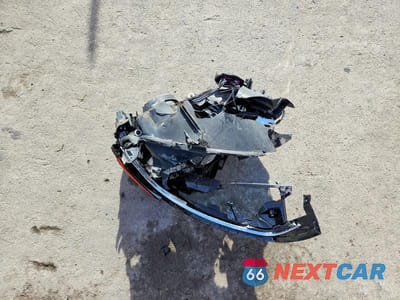 Zdjęcie 12 z 12 samochodu: 2013 AUDI A4 PREMIUM PLUS VIN:WAUFFAFL8DA121467 - miniatura