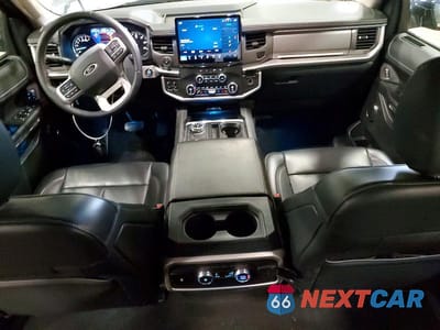 Zdjęcie 8 z 13 samochodu: 2024 FORD EXPEDITION MAX XLT VIN:1FMJK1J87REA80496 - miniatura