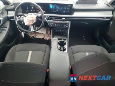 Zdjęcie 8 z 11 samochodu: 2024 HYUNDAI SONATA HYBRID SEL VIN:KMHL34JJ0RA094239 - miniatura