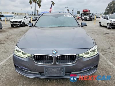 Piąte zdjęcie samochodu w środku: 2016 BMW 328 D XDRIVE VIN:WBA8J1C51GK711067 - miniatura