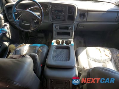 Zdjęcie 8 z 12 samochodu: 2003 CHEVROLET AVALANCHE K1500 VIN:3GNEK13T83G132989 - miniatura
