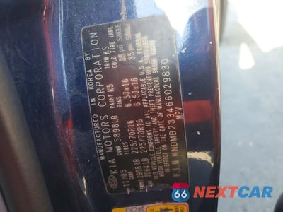 Zdjęcie 13 z 13 samochodu: 2006 KIA SEDONA LX VIN:KNDMB233466029830 - miniatura