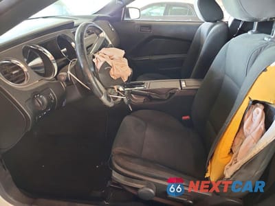 Zdjęcie 7 z 12 samochodu: 2010 FORD MUSTANG VIN:1ZVBP8AN0A5135557 - miniatura