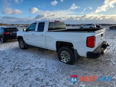 Drugie zdjęcie samochodu z przodu: 2017 CHEVROLET SILVERADO K1500 LT VIN:1GCVKREC7HZ379609 - miniatura